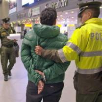 Airport_security_colombia_241x208