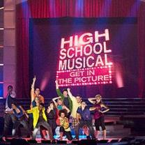 High_school_musical_get_in_the_picture_241x208