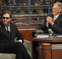 Late_show_with_david_letterman_241x208