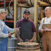 Moonshiners_whiskey_business_241x208